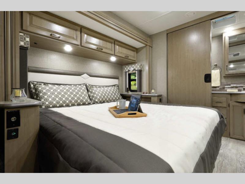 bedroom Thor motorhome