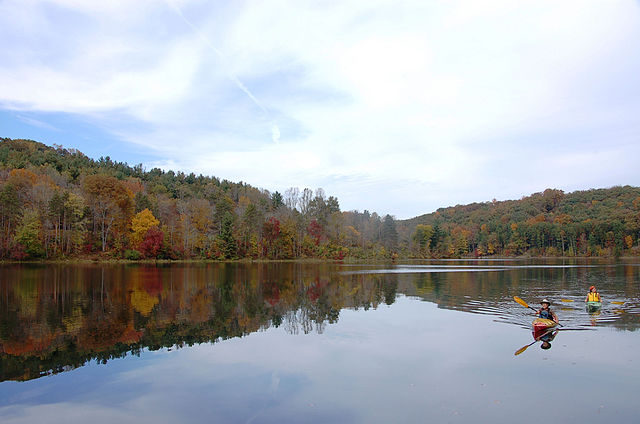 kayaking at hocking hills state park